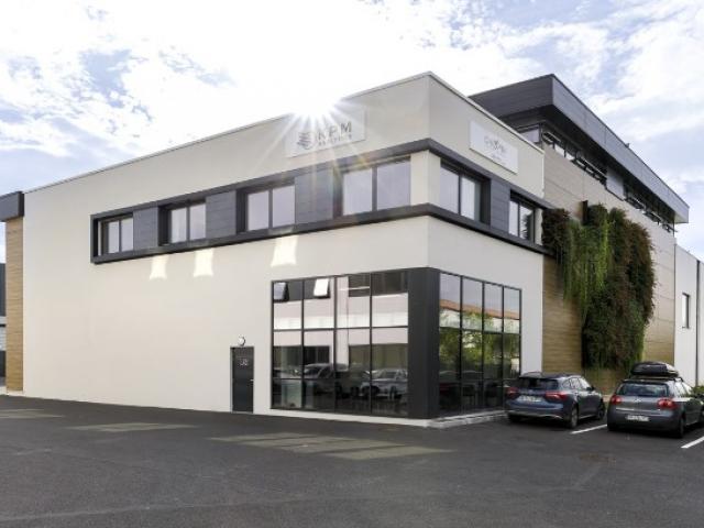 BATIMENTS INDUSTRIELS ET BUREAUX 8700 m2 VILLENEUVE LA GARENNE (92) 2021